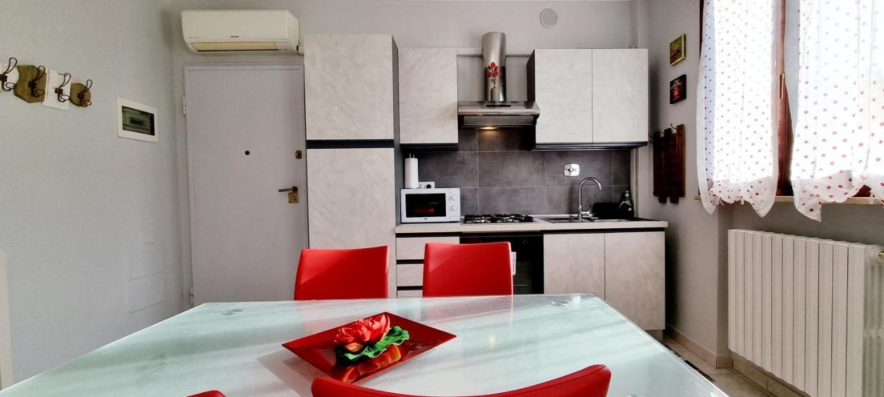 Guest Holiday Bari Reggio Emilia Luaran gambar